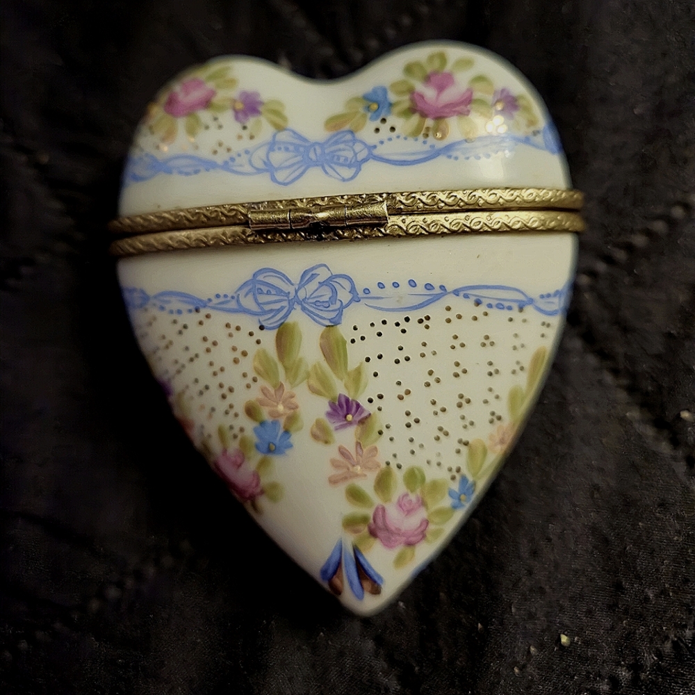 Heart Box - Picture 5 of 6